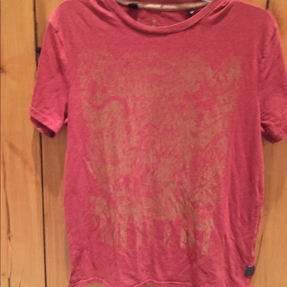 Gently used t shirt- vintage look - Picture 2 of 5